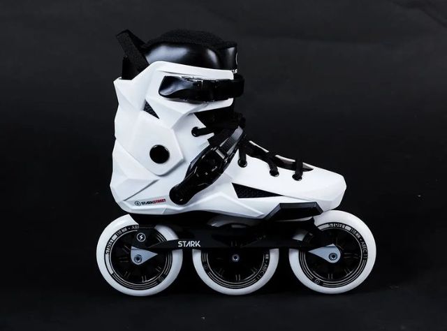 5884 Rollers Street Dark 3.0, Botas para Slalom Fijos , Ruedas 3 X 110 / ABEC-11. Color Negro o Blanco,Caja X 5 - Imagen 2